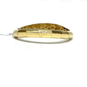 Get Luxury and Style with Our 18kt Gold Bracelet Collection – Shop Now!