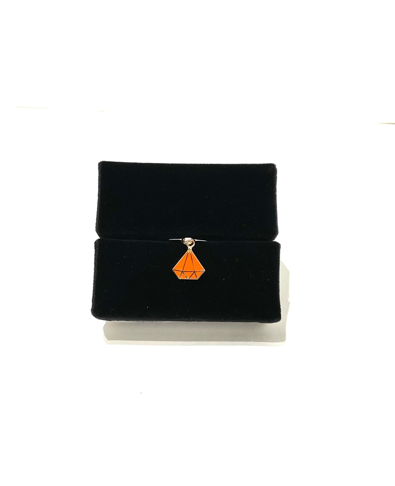 Sparkle and Shine: Discover the 18kt Hallmark Diamond Shaped Pendant for Kids! - Image 2