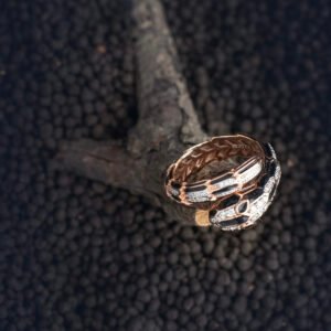 18kt Diamond Ring