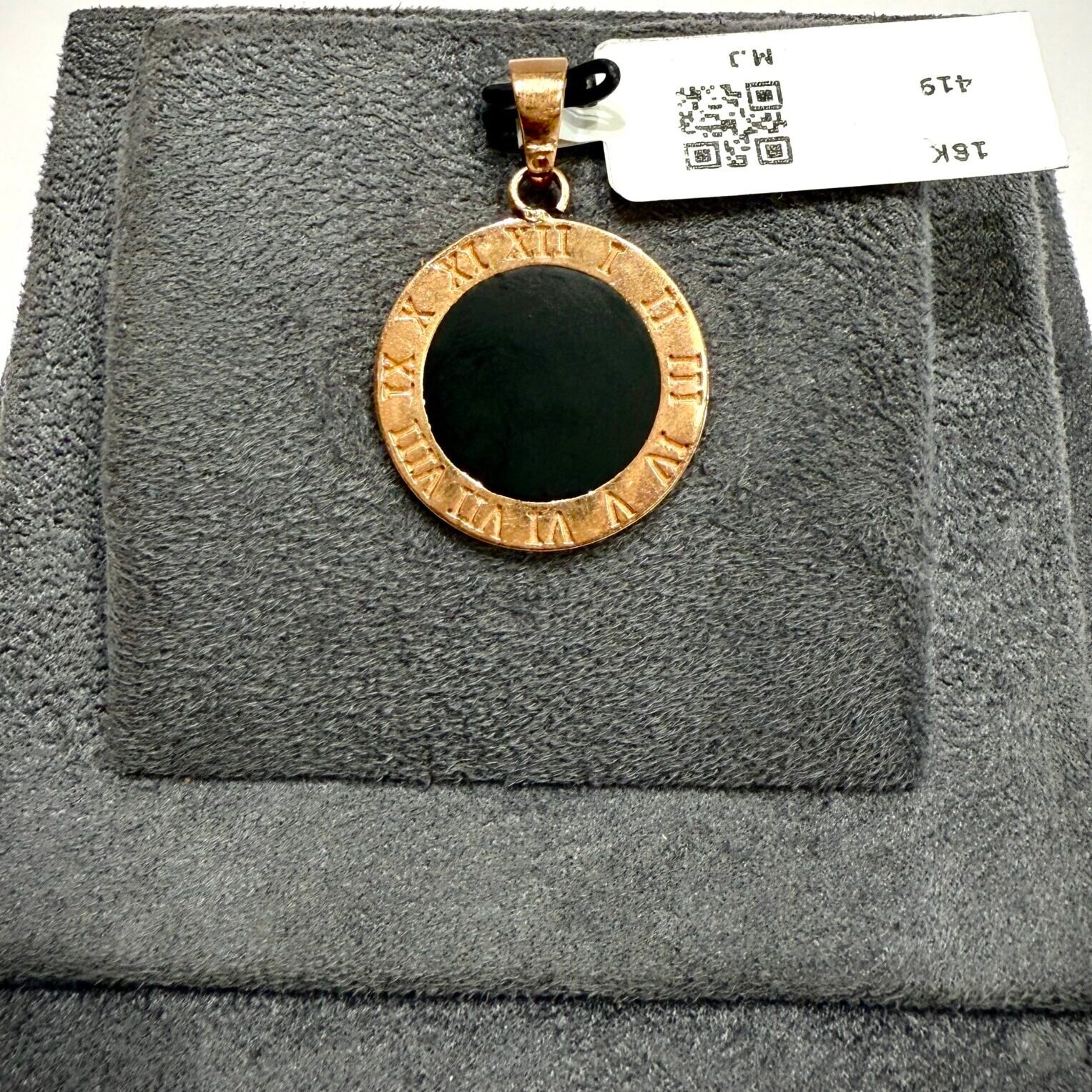 18Kt Gold Pendant | 1.70ct Stone | Elegant Lightweight Design